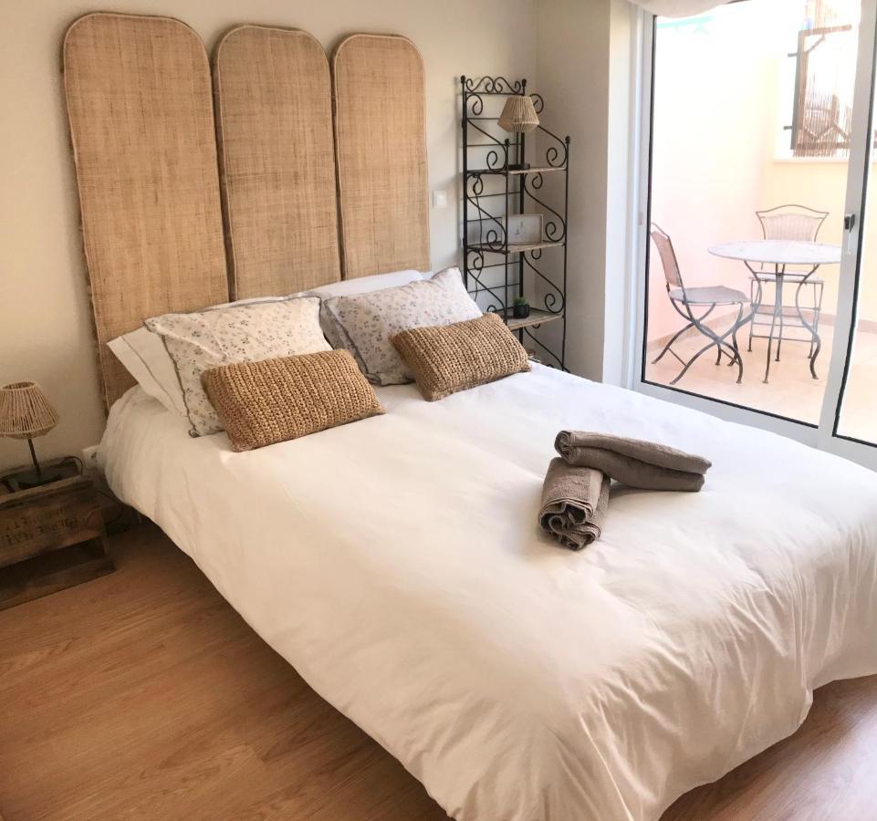 Cosy Room With Bathroom And Private Access เซซิมบรา ภายนอก รูปภาพ